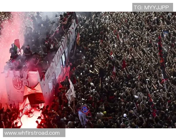 9月22号足球明星齐聚一堂共同庆祝足球盛宴与荣耀时刻