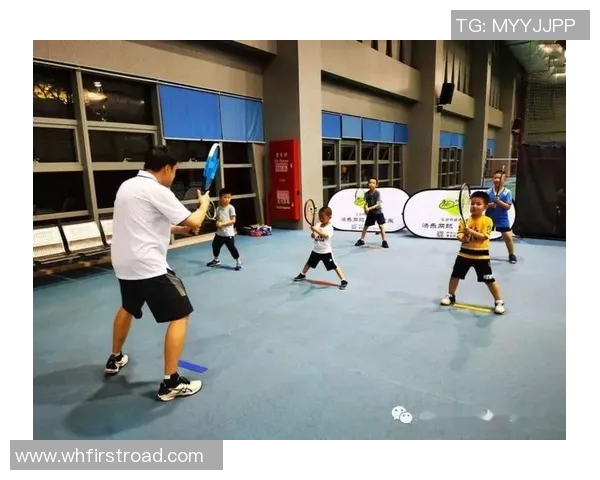 乐动体育网球少儿培训助力孩子健康成长与运动技能提升