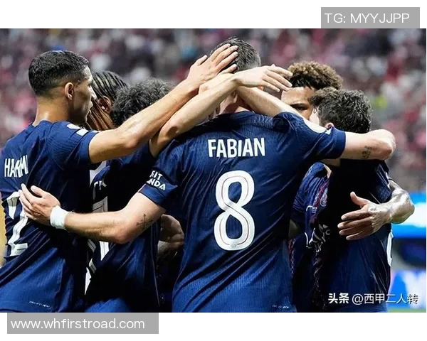 向后飞的足球明星盘点他们的传奇瞬间与精彩表现